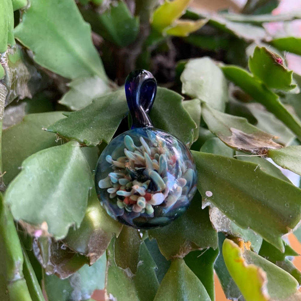 Blown glass pendent